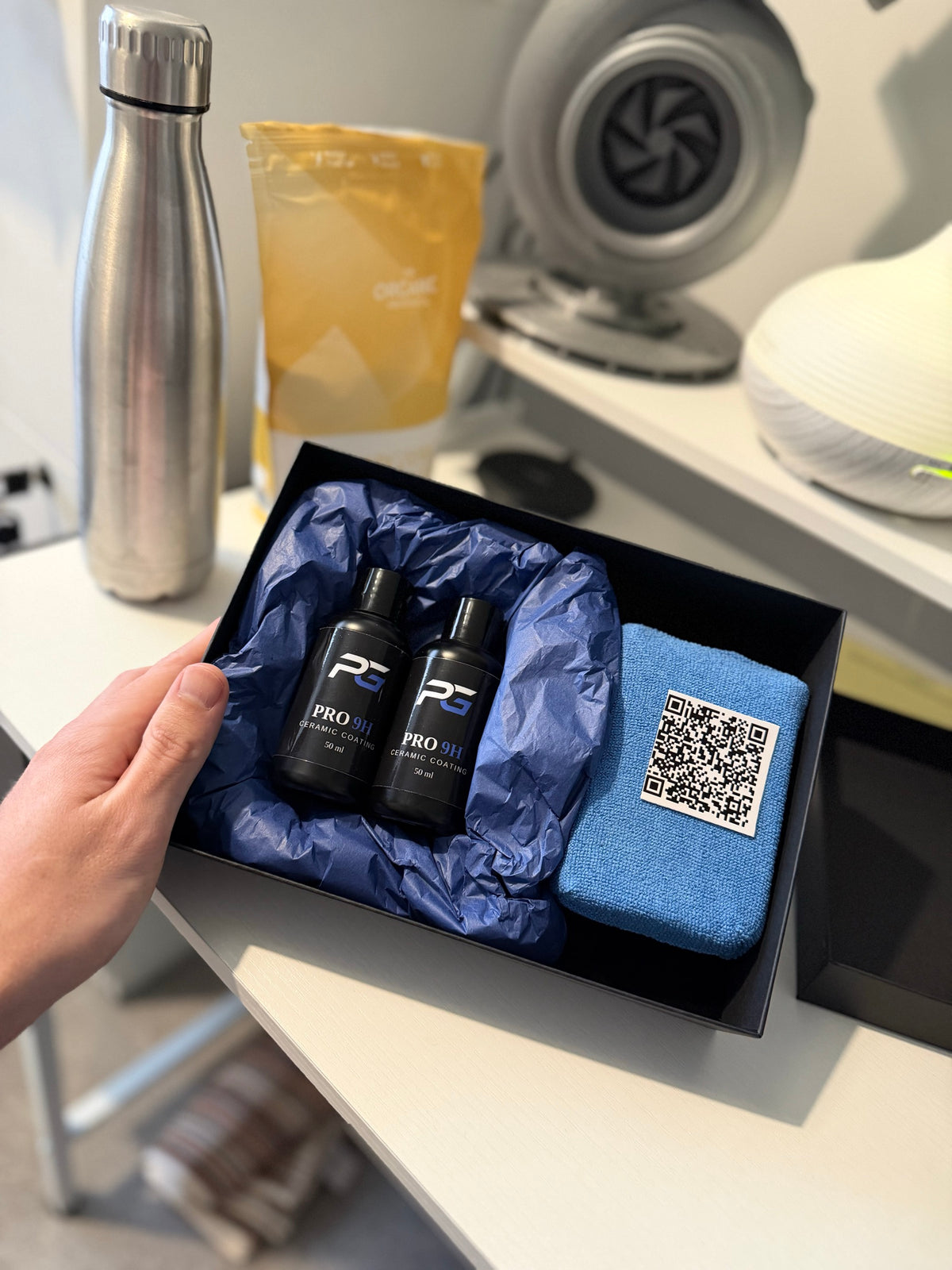 The Pure Gloss Pro 9H kit box