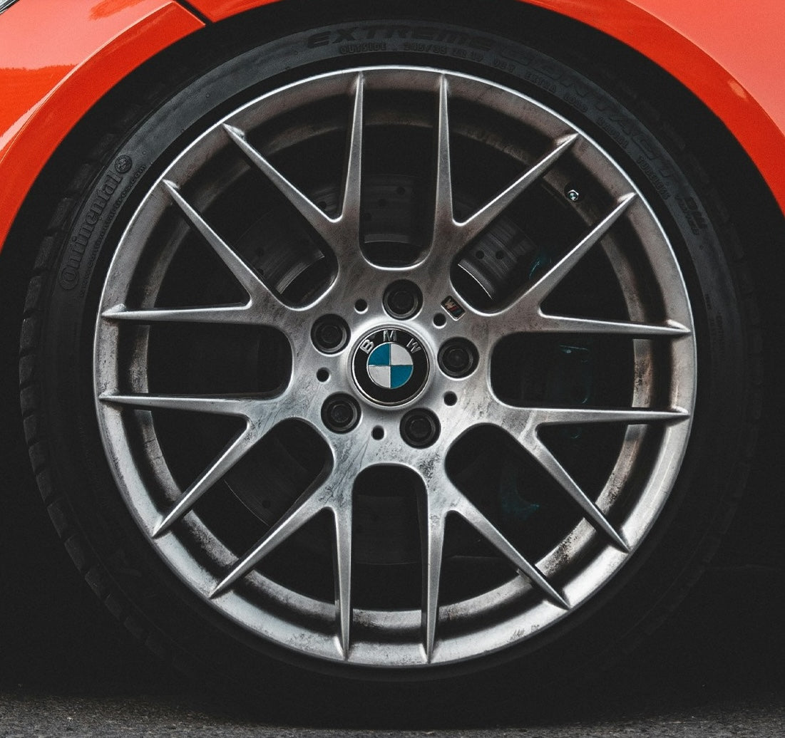 “wheel cleaner UK”, “alloy-safe rim cleaner UK”, “professional brake dust remover”